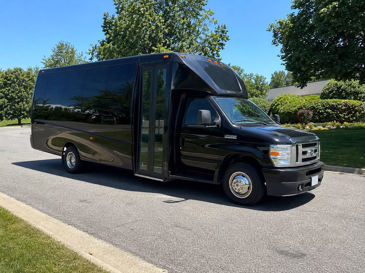 Harlingen Birthday, Sweet 16, & Quinceañera Party Bus Rentals