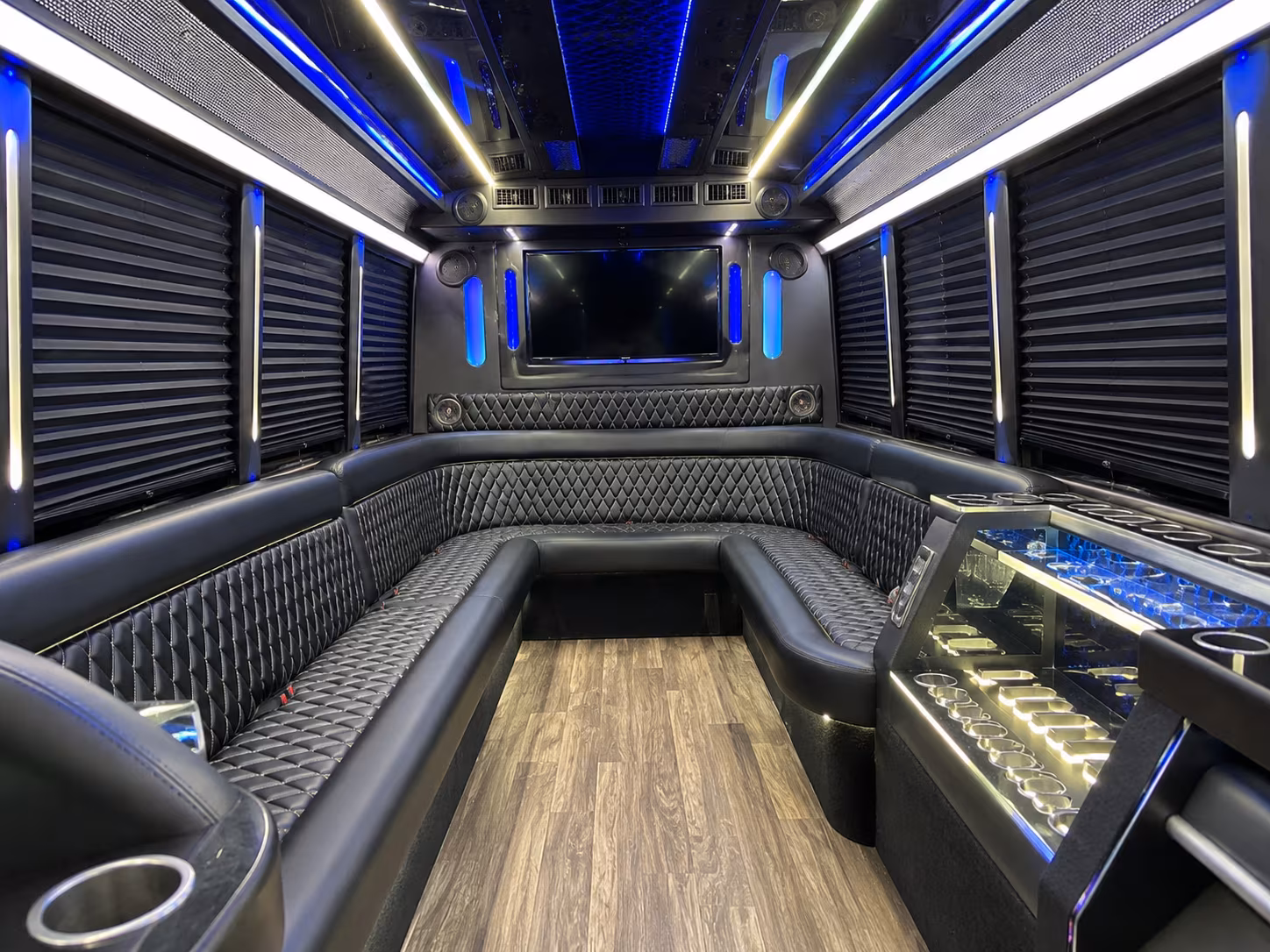 McAllen Homecoming & Prom Party Bus Rentals