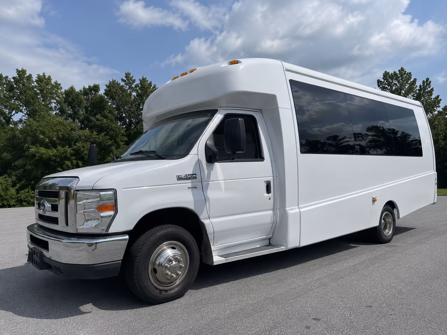 Pharr Birthday, Sweet 16, & Quinceañera Party Bus Rentals
